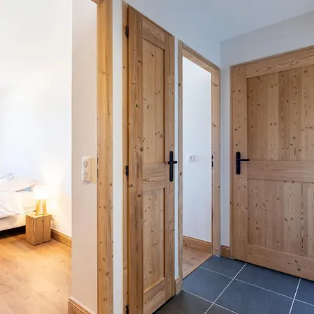 L'ecrin Des Sapins 拉普拉涅